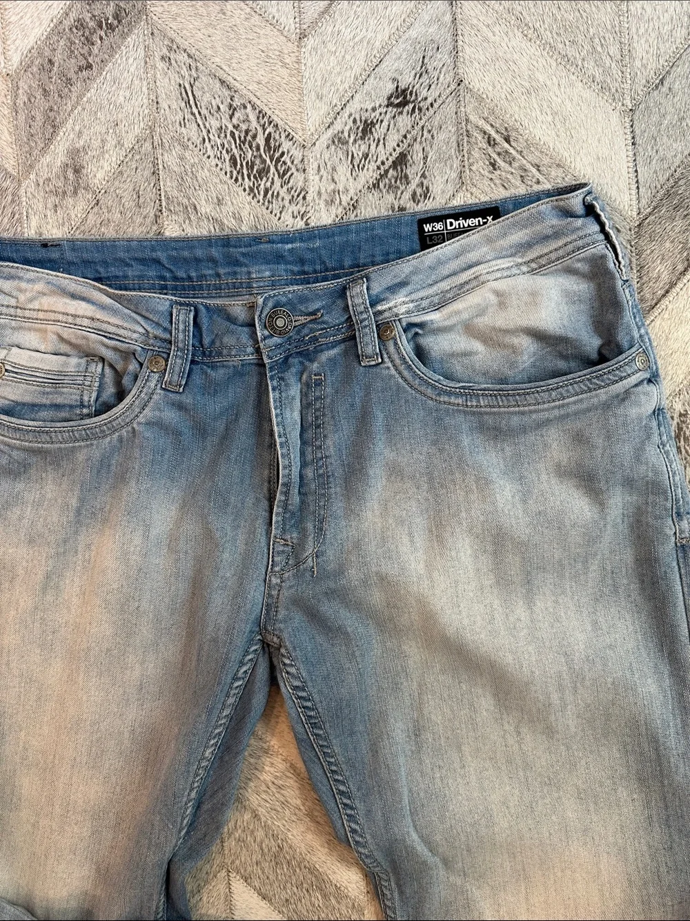 Buffalo David Bitton slim straight